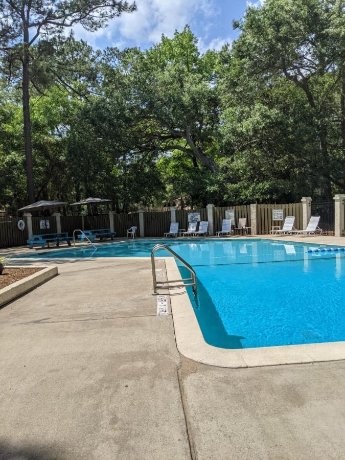 הילטון הד איילנד Hhi Homes- Newly Renovated Cozy Modern Pet-Friendly Villa-Ideal Location מראה חיצוני תמונה