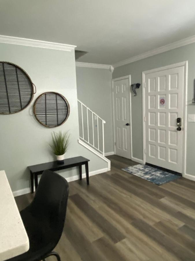 הילטון הד איילנד Hhi Homes- Newly Renovated Cozy Modern Pet-Friendly Villa-Ideal Location מראה חיצוני תמונה