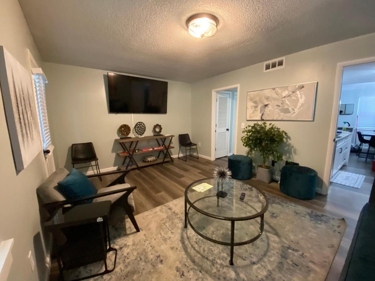 הילטון הד איילנד Hhi Homes- Newly Renovated Cozy Modern Pet-Friendly Villa-Ideal Location מראה חיצוני תמונה