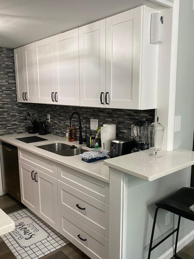 הילטון הד איילנד Hhi Homes- Newly Renovated Cozy Modern Pet-Friendly Villa-Ideal Location מראה חיצוני תמונה