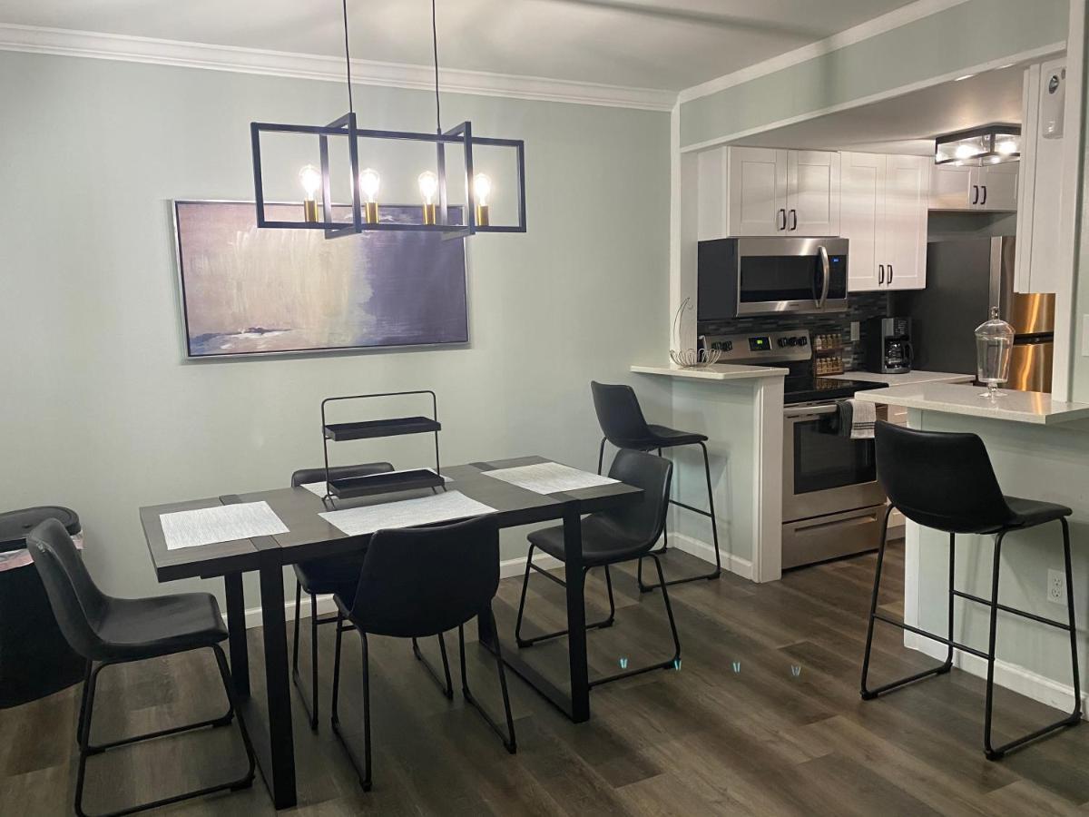 הילטון הד איילנד Hhi Homes- Newly Renovated Cozy Modern Pet-Friendly Villa-Ideal Location מראה חיצוני תמונה