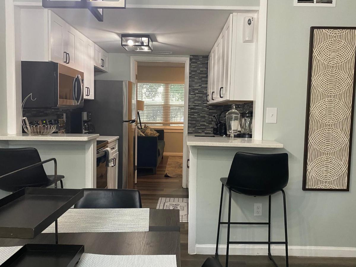 הילטון הד איילנד Hhi Homes- Newly Renovated Cozy Modern Pet-Friendly Villa-Ideal Location מראה חיצוני תמונה